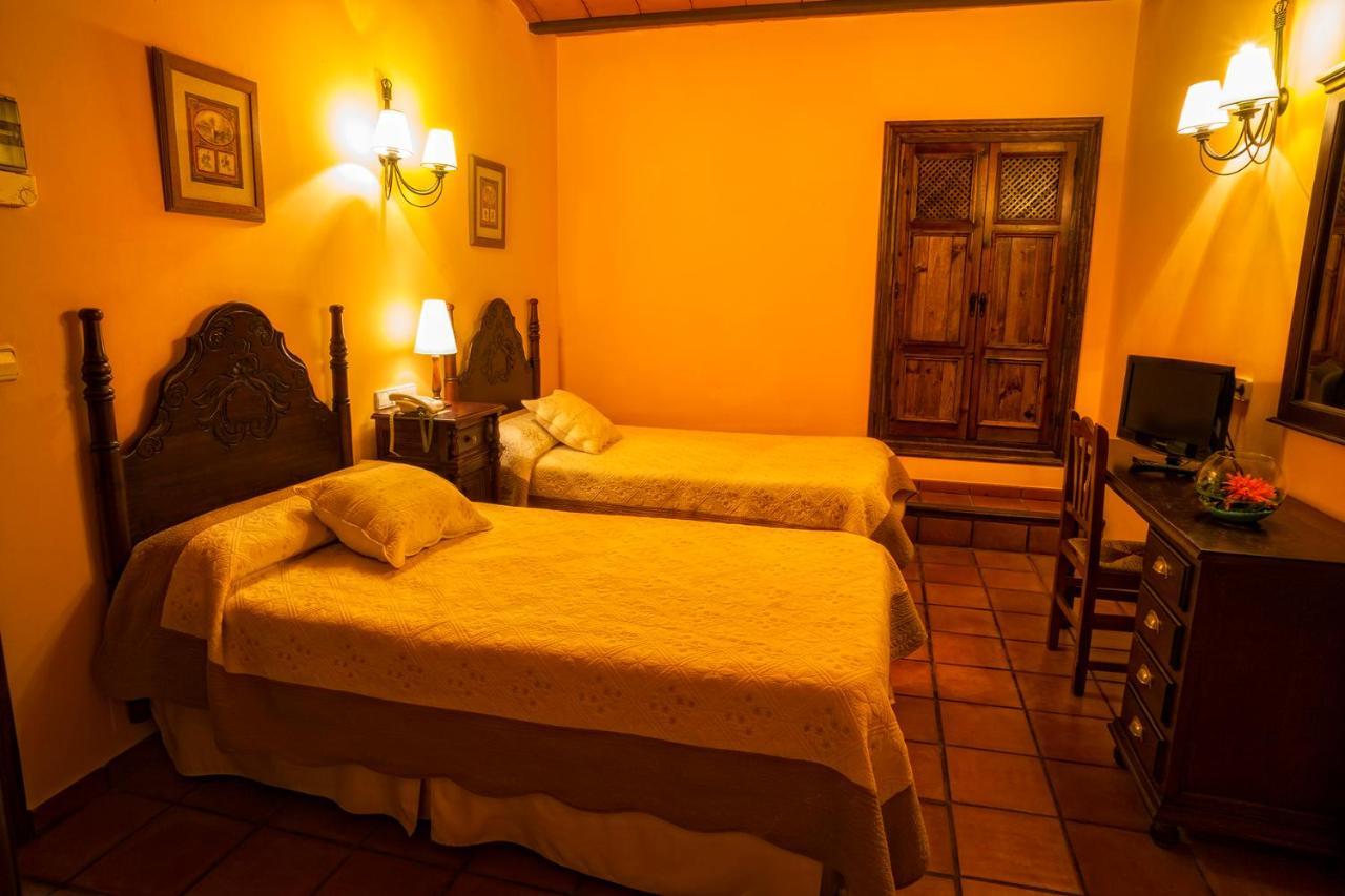 Hotel Bodega La Venta Casas De Los Pinos Exterior photo